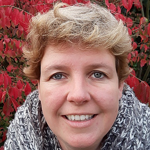 drs. Esther Tigchelaar