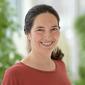 dr. Froukje de Vries